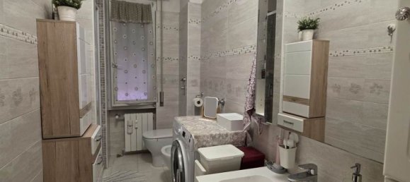 Apartamento de 3 dormitorios en Sesto San Giovanni, Italy No. 339104 17