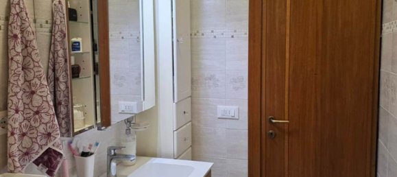 Apartamento de 3 dormitorios en Sesto San Giovanni, Italy No. 339104 20