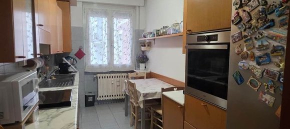 Apartamento de 3 dormitorios en Sesto San Giovanni, Italy No. 339104 8