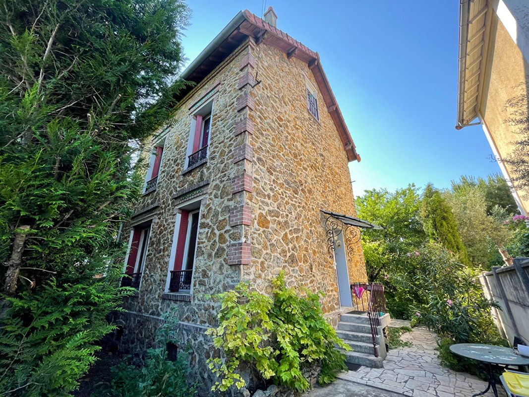 Casa T4 em Sevran, France N.º 185198