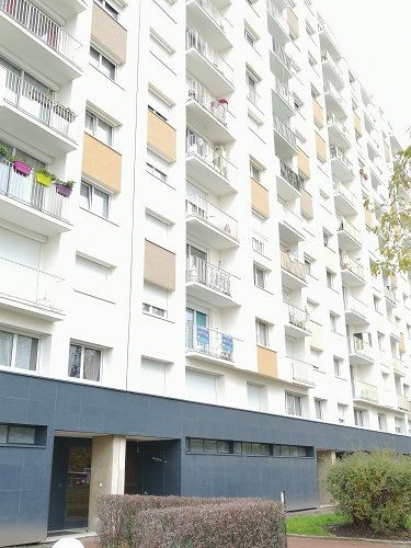 3 bedrooms Apartment in Epinay-sur-Seine, France No. 119332