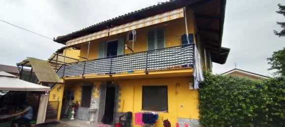 3 rooms House in Pinerolo, Italy No. 17188 20