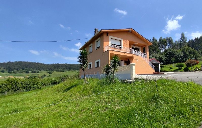 Дом с 4 спальнями в Сото-дель-Барко, Испания № 162500