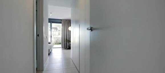 2 Schlafzimmer Wohnung in Estepona, Spain, Nr. 190879 10