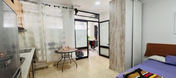 24m² Commercial property in Albufeira, Portugal No. 248009 2