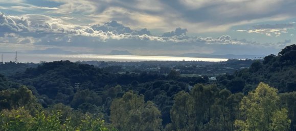  Land in Estepona, Spain No. 25704 3