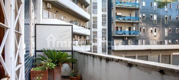 2 bedrooms Apartment in Rome, Italy No. 13005 6