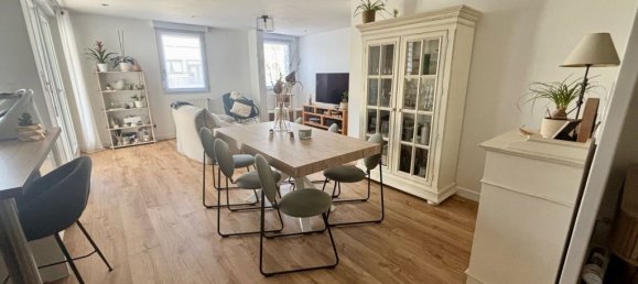 3 bedrooms Apartment in Chartres-de-Bretagne, France No. 203205 2