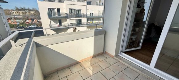 3 bedrooms Apartment in Chartres-de-Bretagne, France No. 203205 8