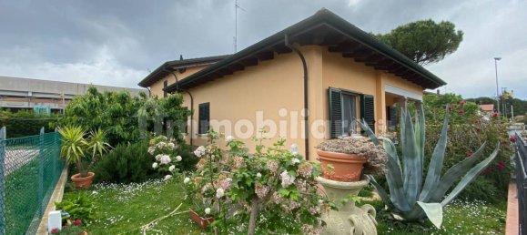 3 bedrooms Villa in Ravenna, Italy No. 80372 17