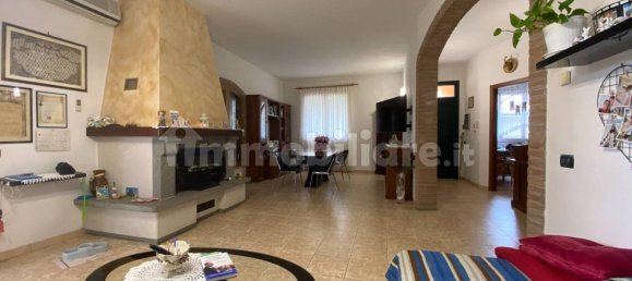3 bedrooms Villa in Ravenna, Italy No. 80372 8