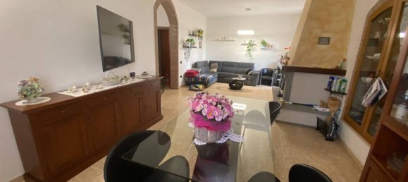 3 bedrooms Villa in Ravenna, Italy No. 80372 5