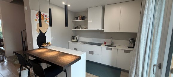 8 rooms House in Carnate, Italy No. 256057 8