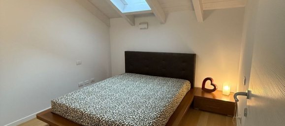 8 rooms House in Carnate, Italy No. 256057 24