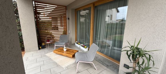 8 rooms House in Carnate, Italy No. 256057 2