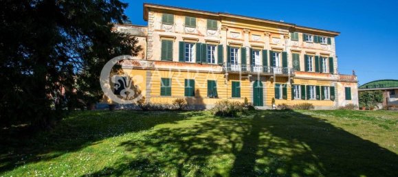 6 غرف نوم فيلا في Capannori, Italy رقم 87470 20