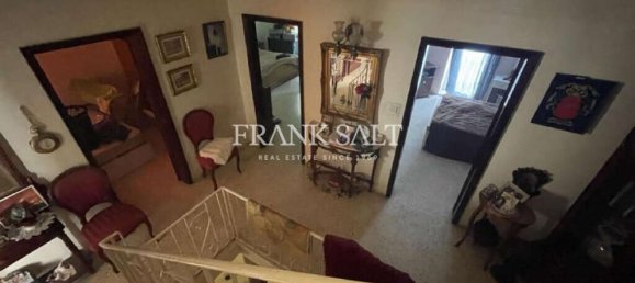 3 Schlafzimmer Maisonette-Wohnung in Qormi, Malta, Nr. 2318 2