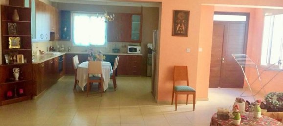 Villa de 7 dormitorios en Nicosia, Cyprus No. 24863 2