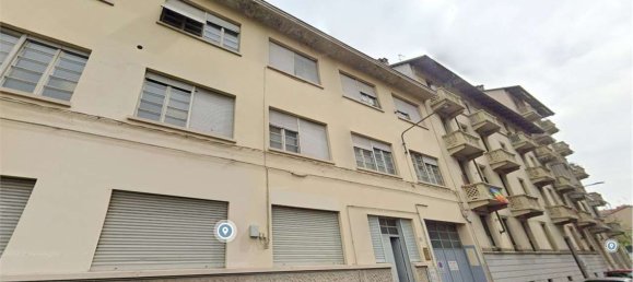 850m² Warehouse in Turin, Italy No. 184943 3