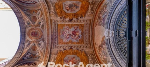 4 bedrooms Apartment in Naples, Italy No. 313160 4