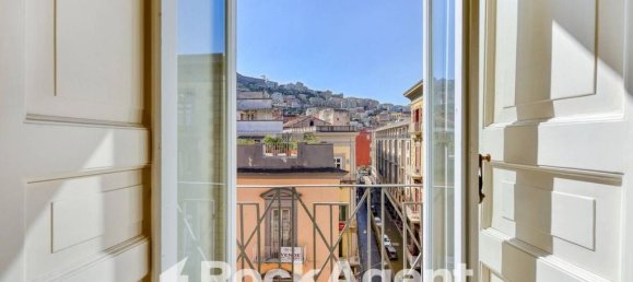 4 bedrooms Apartment in Naples, Italy No. 313160 21
