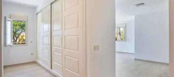 Villa de 6 dormitorios en Marbella, Spain No. 74735 23