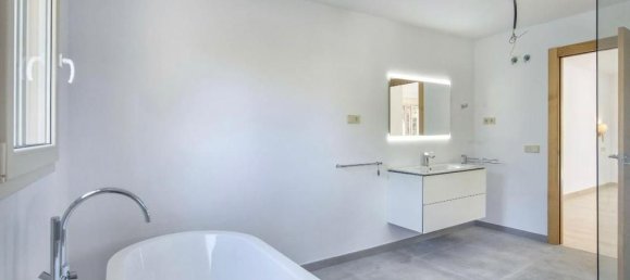 Villa de 6 dormitorios en Marbella, Spain No. 74735 20