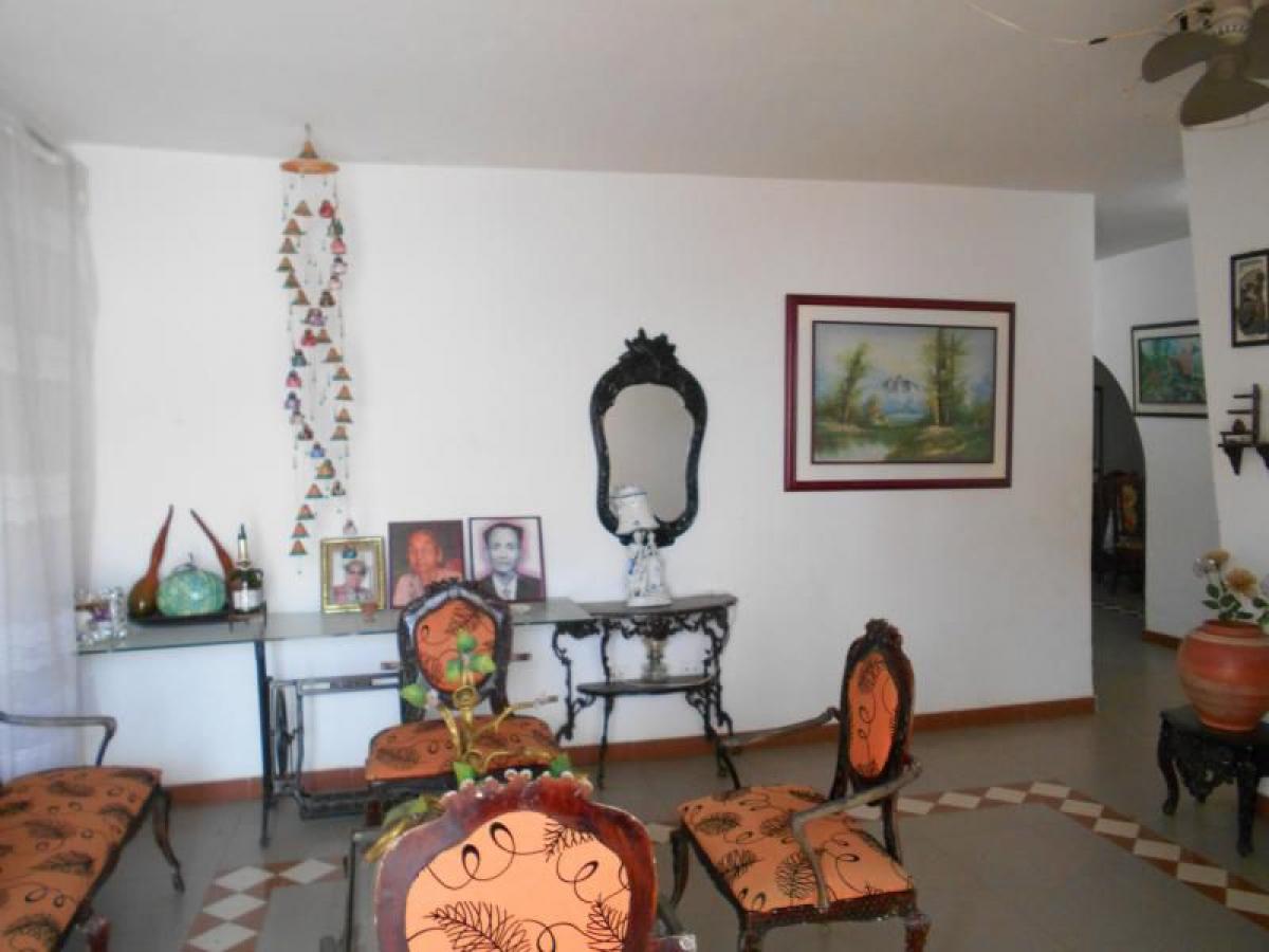 4 bedrooms House in Bolivar, Colombia No. 9481