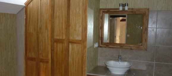 1 bedroom House in Restigne, France No. 97351 9