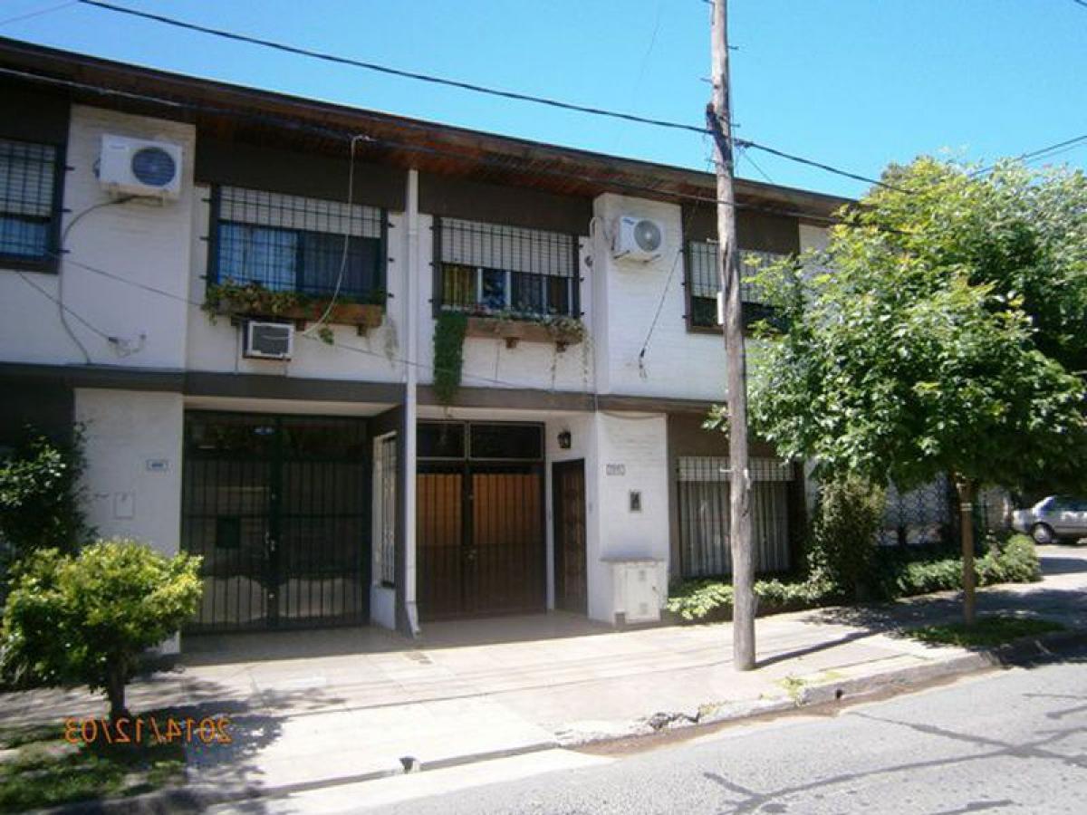 3 bedrooms House in Vicente Lopez, Argentina No. 1267