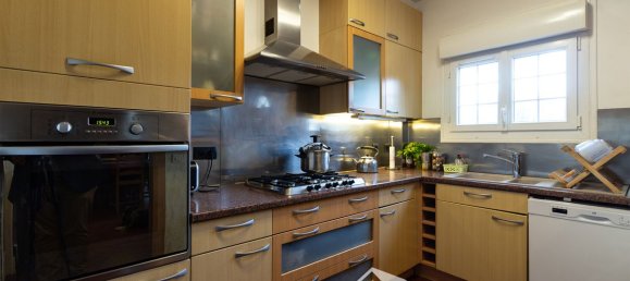 Дом с 3 спальнями в Жуи-ле-Мутье, Франция № 143254 4