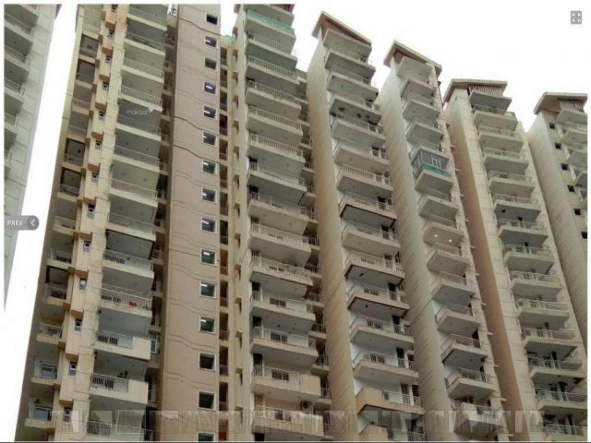 3 bedrooms House in Noida, India No. 66521