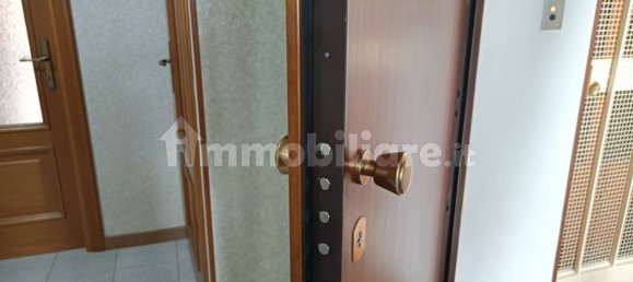 1 bedroom Apartment in Turin, Italy No. 190880 8