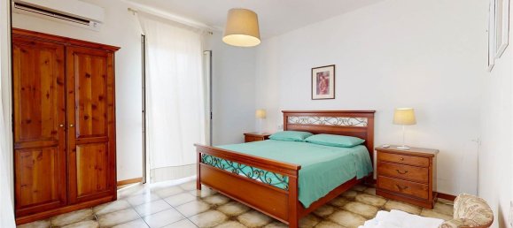 4 bedrooms Apartment in Assisi, Italy No. 313039 13