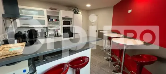 Bureau à Grigny, France 248m² No. 346106 5