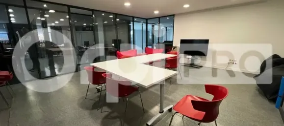 Bureau à Grigny, France 248m² No. 346106 3