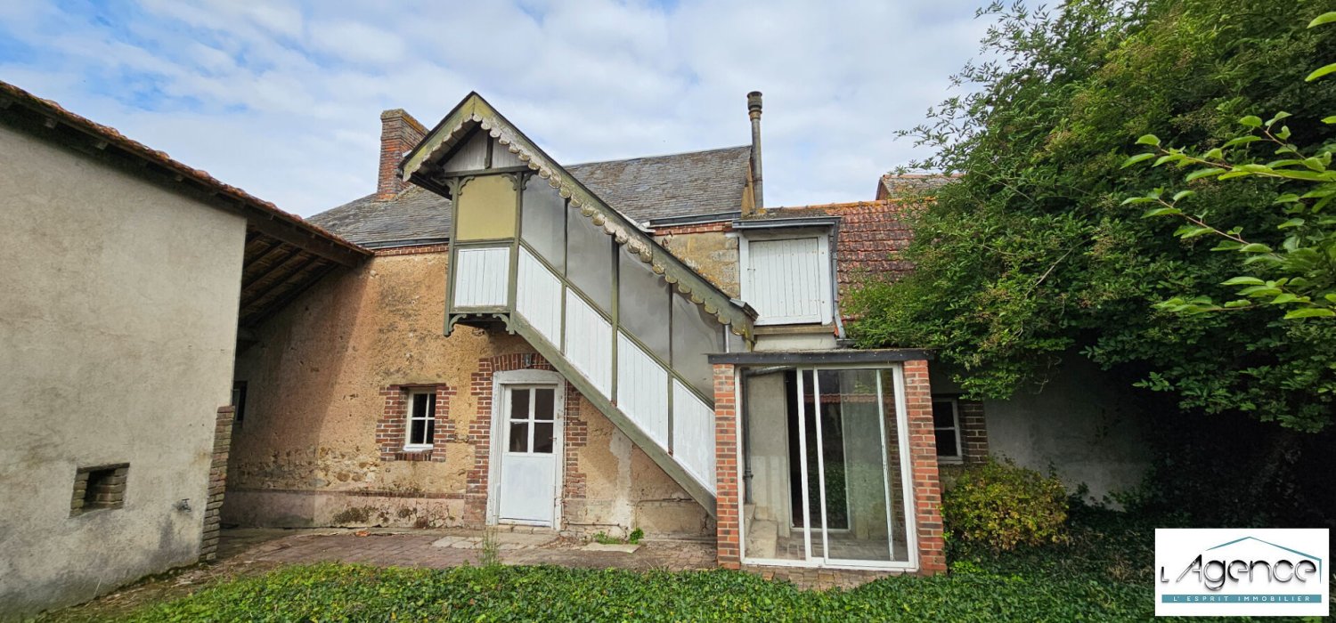 Casa T2 em Alluyes, France N.º 228644