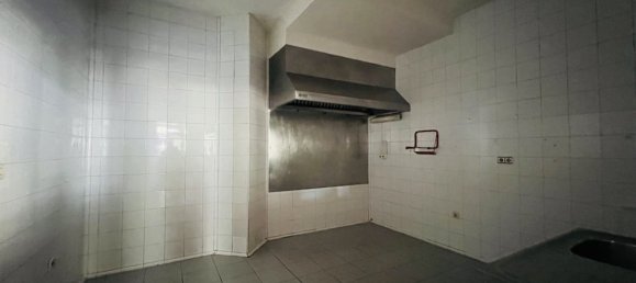 Propiedad comercial en Palmanova, Spain No. 16292 5