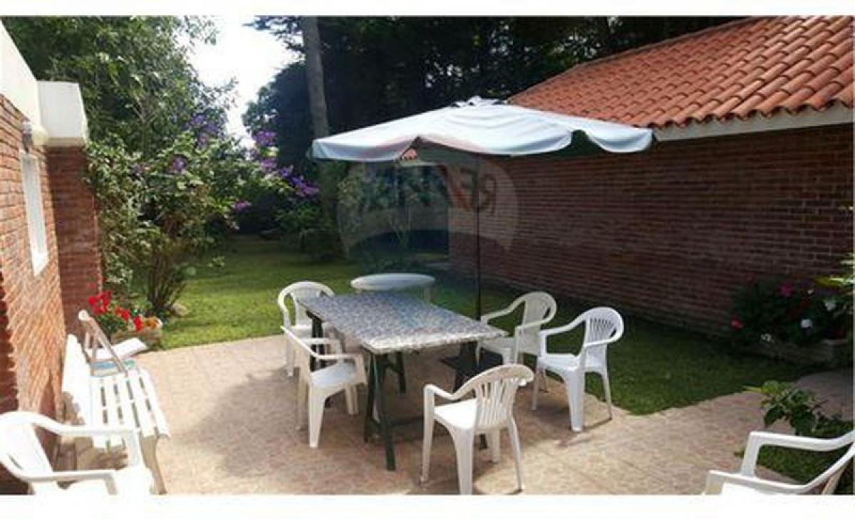 Дом с 3 спальнями в Мальдонадо, Уругвай № 8522