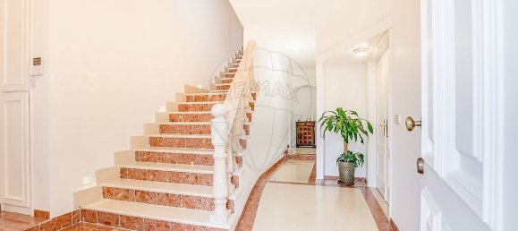 5 bedrooms Villa in Corroios, Portugal No. 22333 4