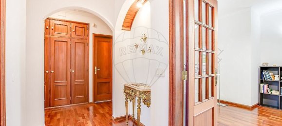 5 bedrooms Villa in Corroios, Portugal No. 22333 10
