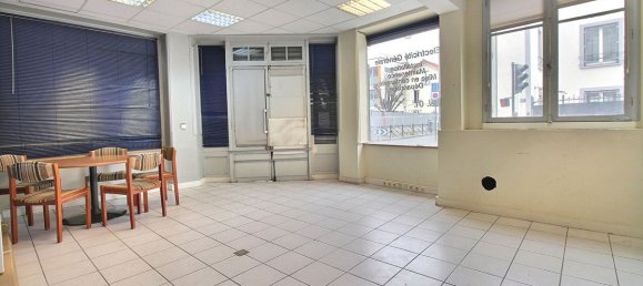 Gewerbliche Immobilie in Colombes, France 70m², Nr. 134528 3