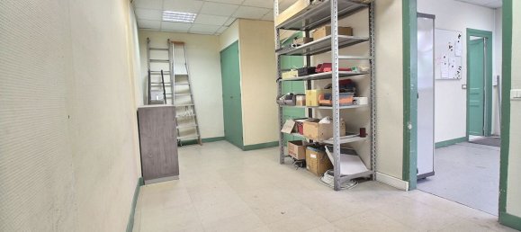 Gewerbliche Immobilie in Colombes, France 70m², Nr. 134528 5