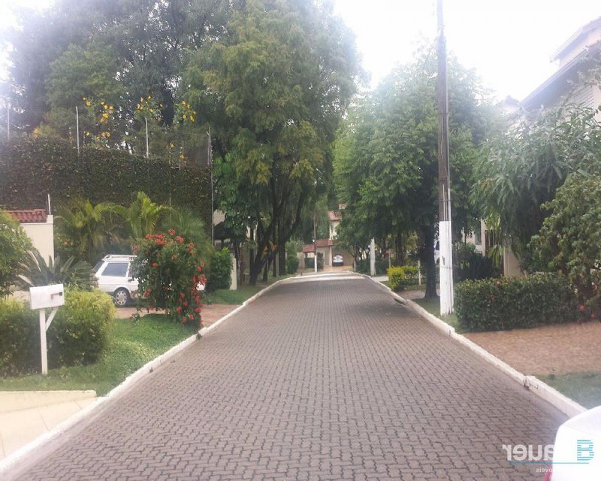 4 bedrooms Townhouse in Sao Paulo, Brazil No. 556543