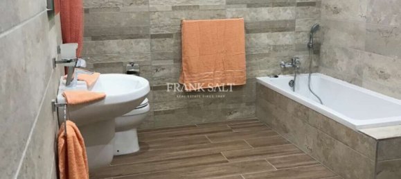 2 bedrooms Apartment in San Gwann, Malta No. 11149 3