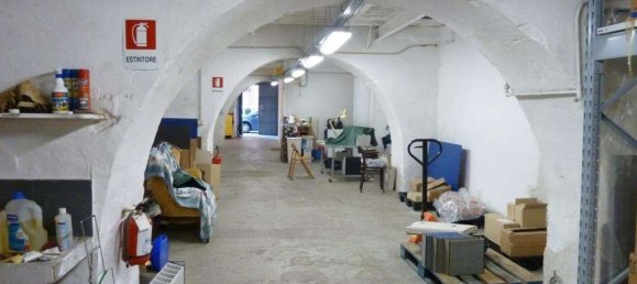 Imóvel comercial de 2 divisões em Genoa, Italy N.º 173392 5