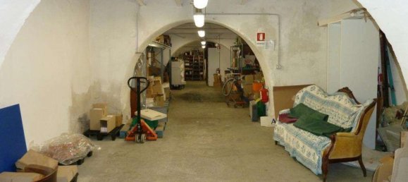 Imóvel comercial de 2 divisões em Genoa, Italy N.º 173392 4