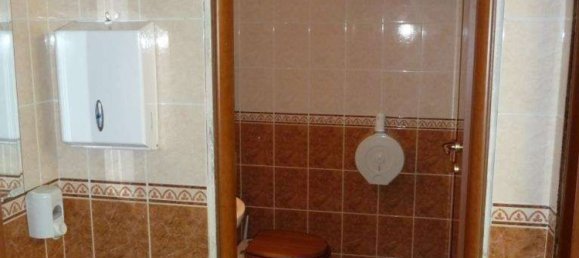 Imóvel comercial de 2 divisões em Genoa, Italy N.º 173392 11