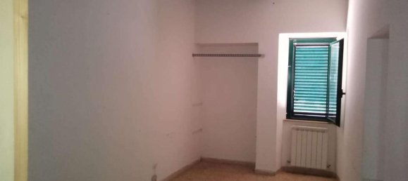 Casa de 8 habitaciónes en Perugia, Italy No. 157343 14