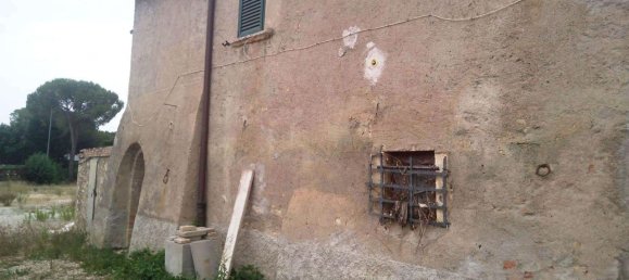 Casa de 8 habitaciónes en Perugia, Italy No. 157343 5